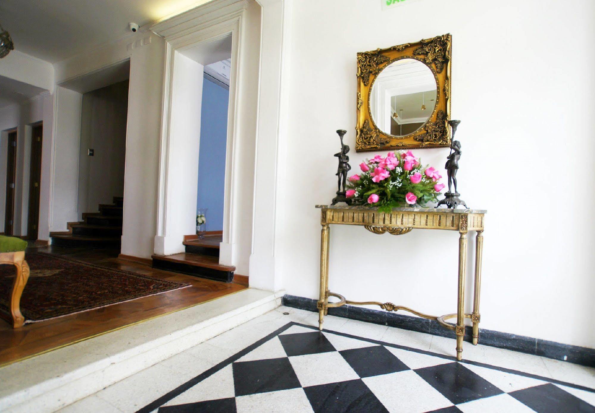 Quiral Hotel Boutique Сантяго Екстериор снимка