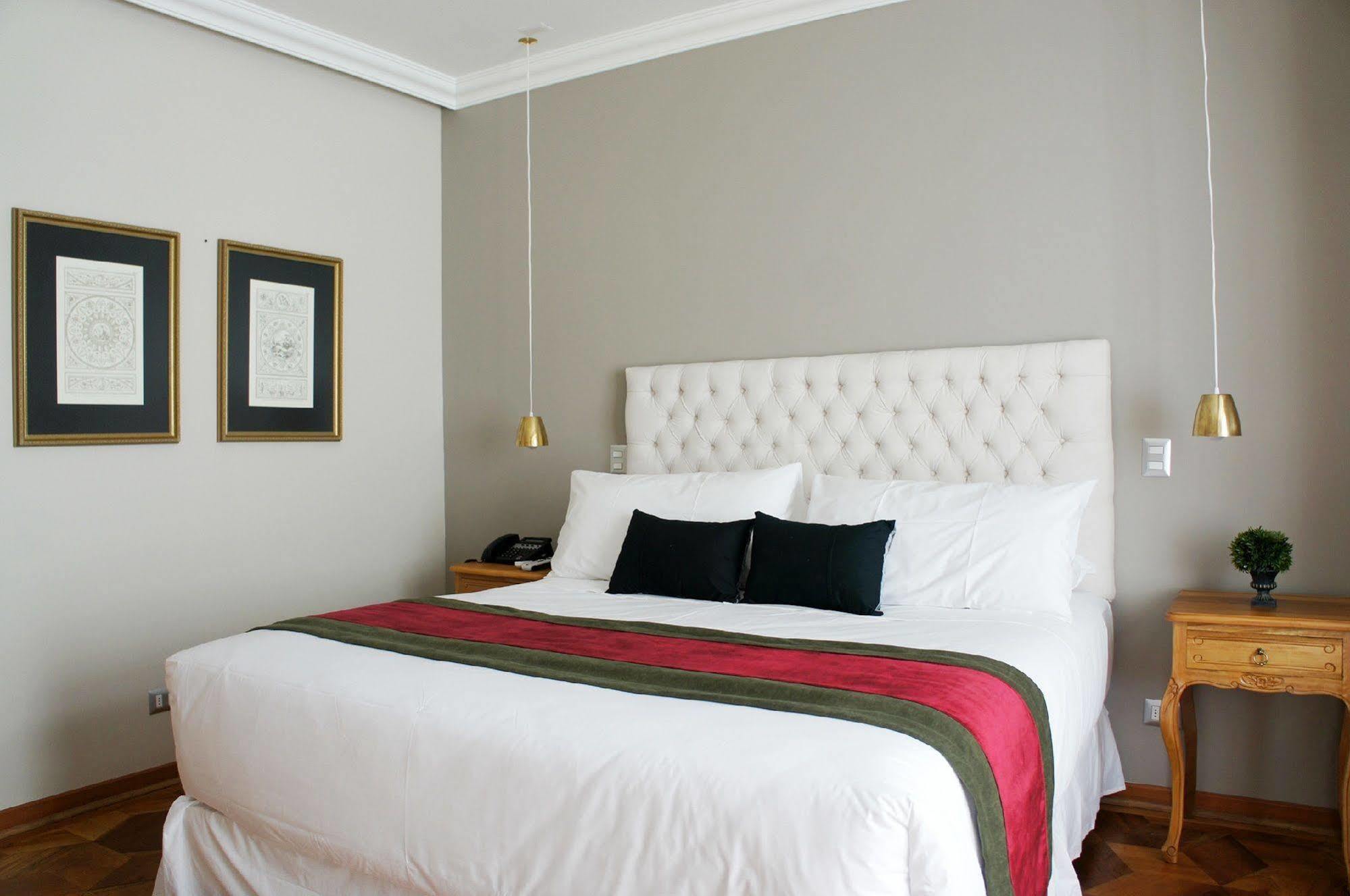 Quiral Hotel Boutique Сантяго Екстериор снимка